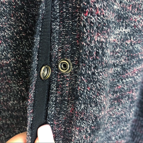 ✖️SOLD✖️•FREE PEOPLE•TGIF Oversized Knit Cardigan - Picture 5 of 8